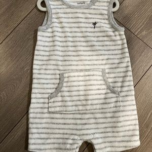 Carter’s 18 Month Gender Neutral Baby Romper